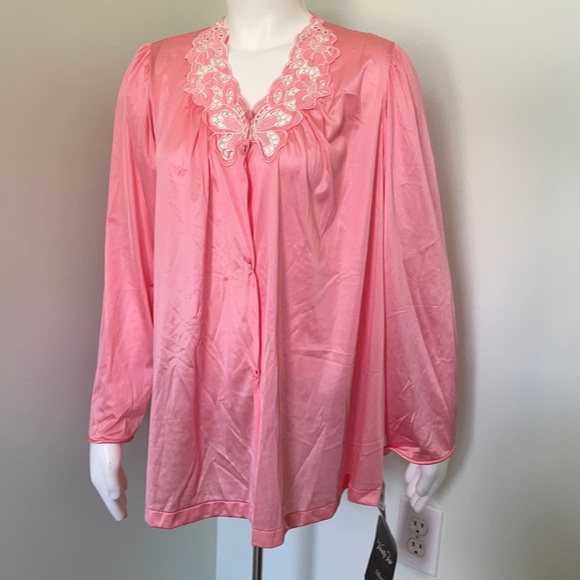 Vanity Fair Coral Butterfly Sleepwear Pajamas NEW - Picture 1 of 9
